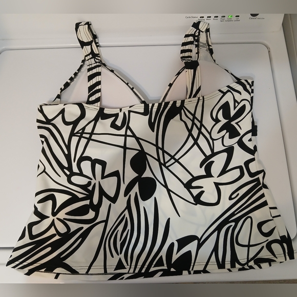 Silhouette Solution Print Swim Tankini 14D - Picture 4 of 14